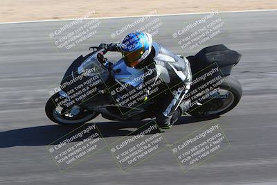 media/Jan-14-2024-SoCal Trackdays (Sun) [[2e55ec21a6]]/Turn 10 Inside (110pm)/